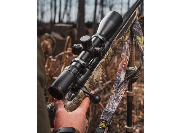 Hawke Vantage 30 WA SF FFP 4-16x50 IR SF FFP Half Mil Dot 