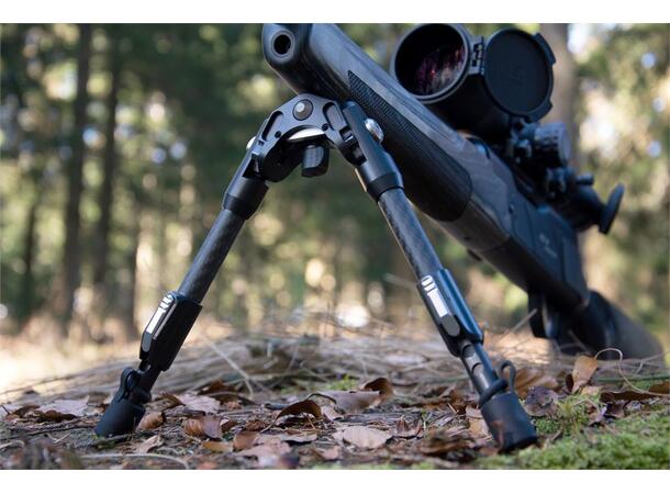 Strasser BONE Carbon Long tofot Justerbar høyde: 27cm-34cm. Vekt 280gram 